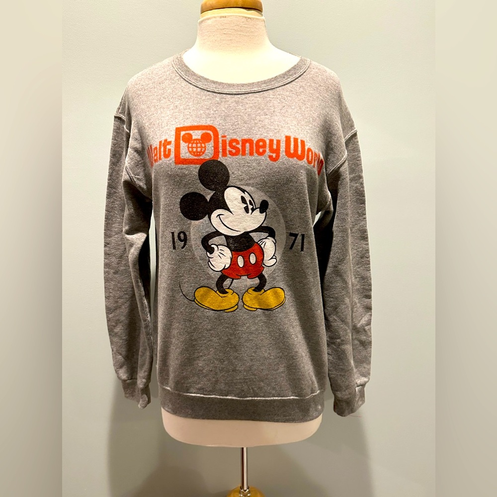 Disney Parks Mickey Mouse 1971 Sweatshirt size Small